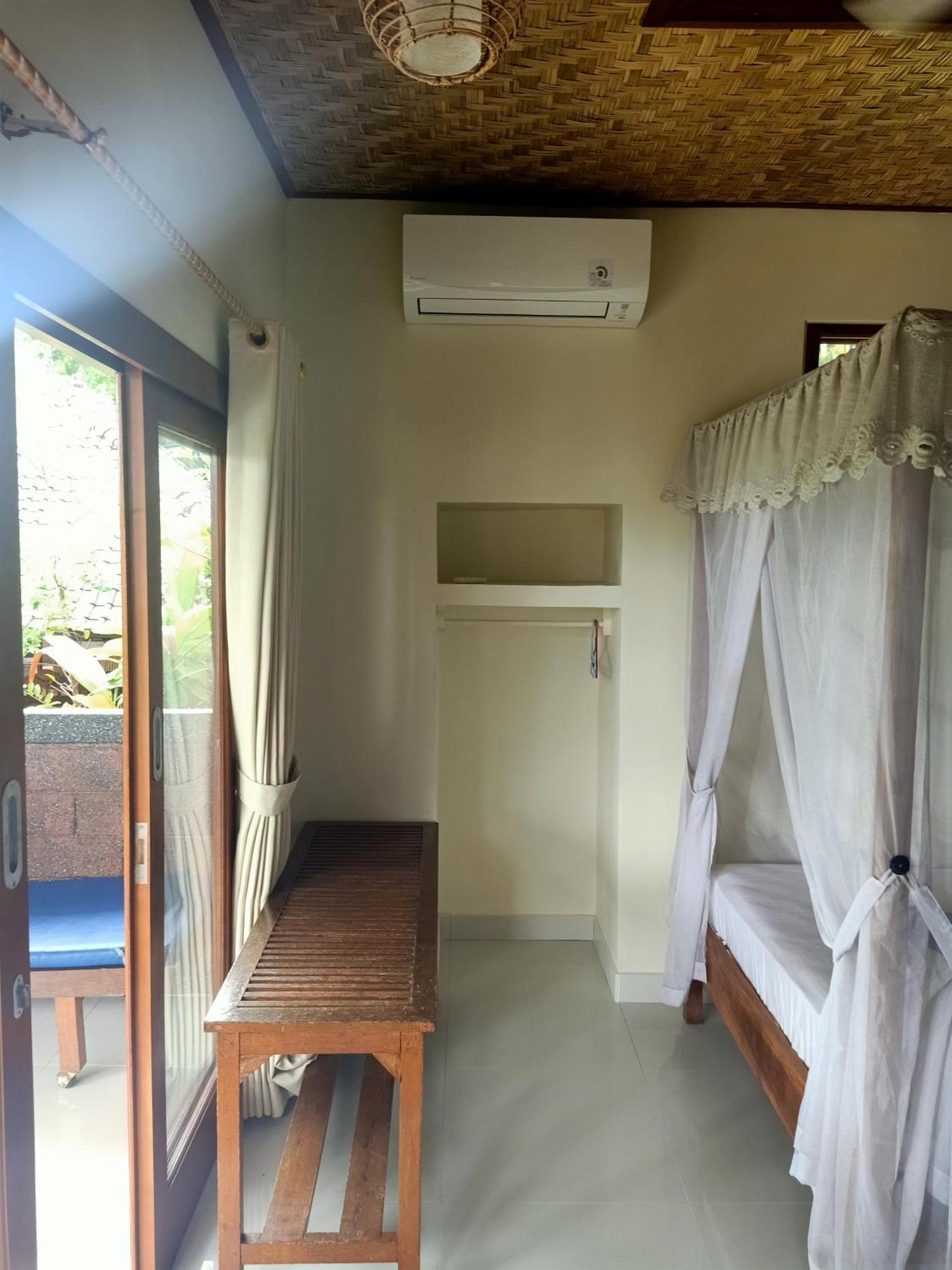 Bamboo Bali Apartment อาเม็ด ห้อง รูปภาพ